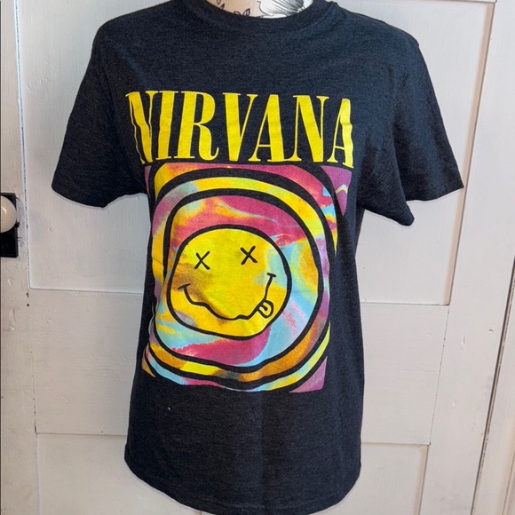 Trendy Nirvana Gray T-shirt Yellow Swirl Tie Dye Gold Lettering Size Small - Picture 1 of 5
